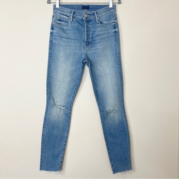 MOTHER The Stunner Ankle Fray Button Fly in Hit the Jackpot Wash - Picture 4 of 16